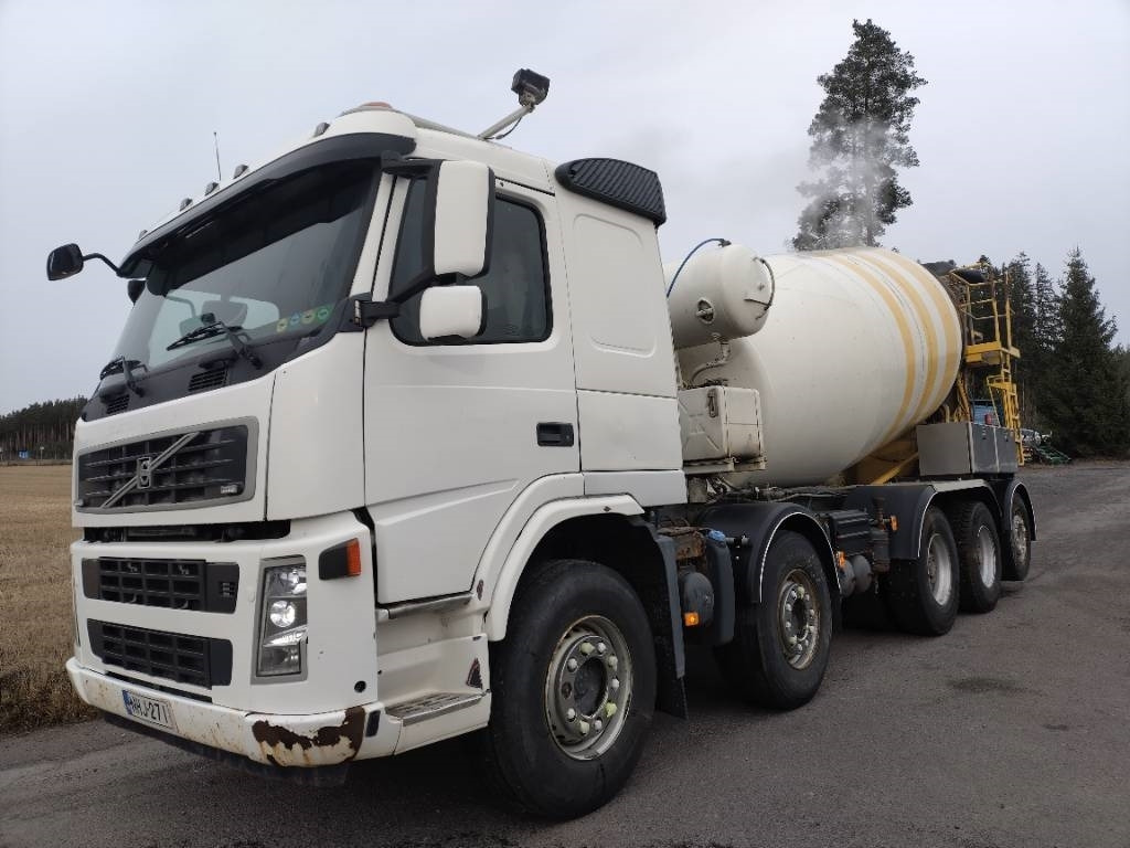 Volvo FM13 10*4 betoniauto,ränni - Бетоновоз: снимка 1 Volvo FM13 10*4 betoniauto,ränni - Бетоновоз: снимка 1