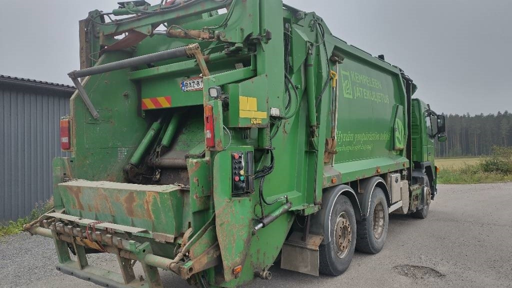 Volvo FM9 6x2 pakkaaja +nostin +etukippo - Боклукчийска кола: снимка 2 Volvo FM9 6x2 pakkaaja +nostin +etukippo - Боклукчийска кола: снимка 2