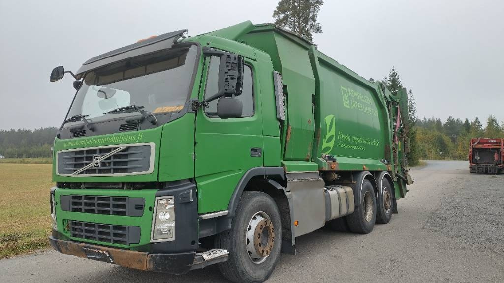 Volvo FM9 6x2 pakkaaja +nostin +etukippo - Боклукчийска кола: снимка 1 Volvo FM9 6x2 pakkaaja +nostin +etukippo - Боклукчийска кола: снимка 1