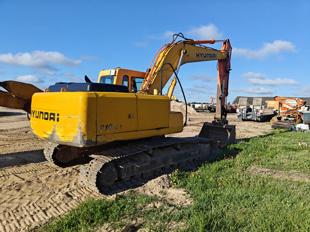 Hyundai Robex 210LC-7 - Верижен багер: снимка 3 Hyundai Robex 210LC-7 - Верижен багер: снимка 3