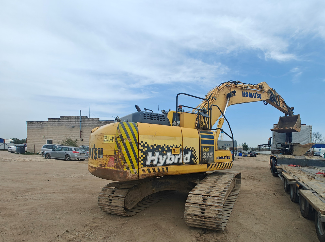 Верижен багер KOMATSU HB 215LC-2: снимка 1