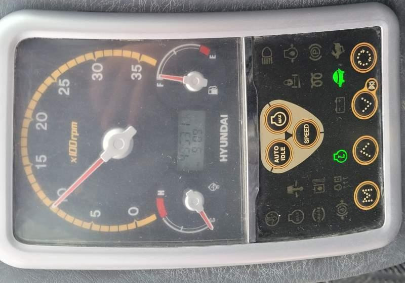 Hyundai ROBEX 55W-9 EXCAVATOR / SPROWADZONY Z FRANCJI - Колесен багер: снимка 3 Hyundai ROBEX 55W-9 EXCAVATOR / SPROWADZONY Z FRANCJI - Колесен багер: снимка 3