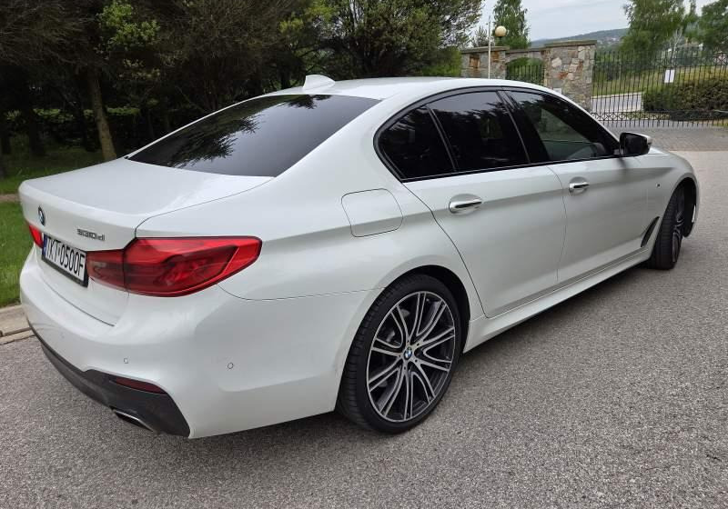 Inna BMW 530 D SERIA 5 XDRIVE M SPORT - Лек автомобил: снимка 3 Inna BMW 530 D SERIA 5 XDRIVE M SPORT - Лек автомобил: снимка 3