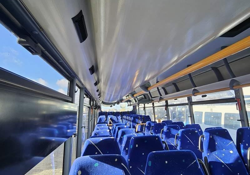 Irisbus CROSSWAY/ SPROWADZONY/ KLIMATYZACJA/ MANUAL - Междуградски автобус: снимка 3 Irisbus CROSSWAY/ SPROWADZONY/ KLIMATYZACJA/ MANUAL - Междуградски автобус: снимка 3