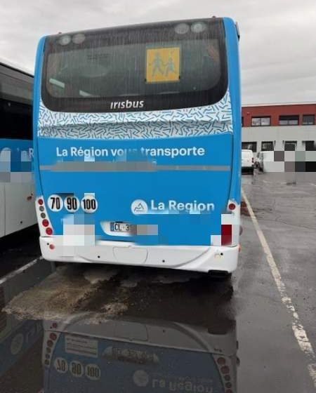 Irisbus EVADYS H / SPROWADZONY / MANUAL / EURO 5 - Междуградски автобус: снимка 3 Irisbus EVADYS H / SPROWADZONY / MANUAL / EURO 5 - Междуградски автобус: снимка 3