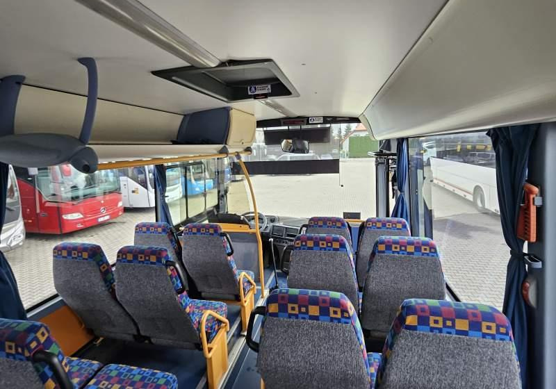 Irisbus RECREO / SPROWADZONE / MANUAL / WEBASTO - Междуградски автобус: снимка 5 Irisbus RECREO / SPROWADZONE / MANUAL / WEBASTO - Междуградски автобус: снимка 5
