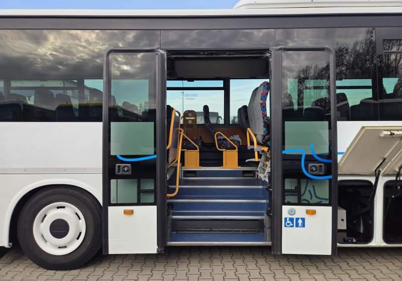 Irisbus RECREO/ SPROWADZONY/ KLIMA / 251 000 KM - Междуградски автобус: снимка 5 Irisbus RECREO/ SPROWADZONY/ KLIMA / 251 000 KM - Междуградски автобус: снимка 5