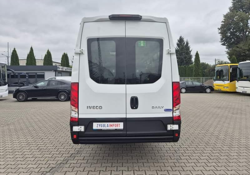 Iveco A60C15 DAILY / SPROWADZONE / EURO 6 / 39 000 KM - Микробус, Пътнически бус: снимка 5 Iveco A60C15 DAILY / SPROWADZONE / EURO 6 / 39 000 KM - Микробус, Пътнически бус: снимка 5