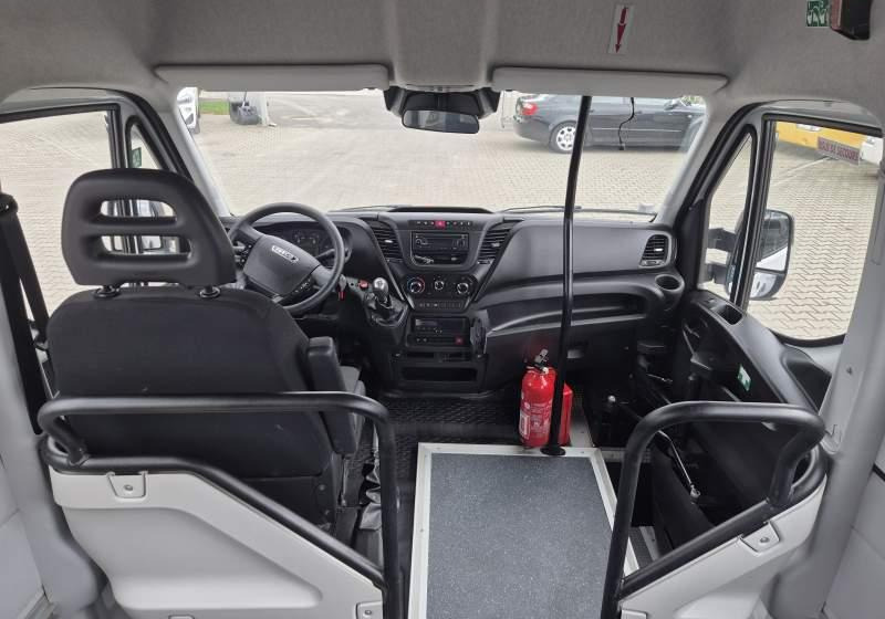 Iveco A60C15 DAILY/SPROWADZONE/EURO 6/92 000 KM - Микробус, Пътнически бус: снимка 4 Iveco A60C15 DAILY/SPROWADZONE/EURO 6/92 000 KM - Микробус, Пътнически бус: снимка 4