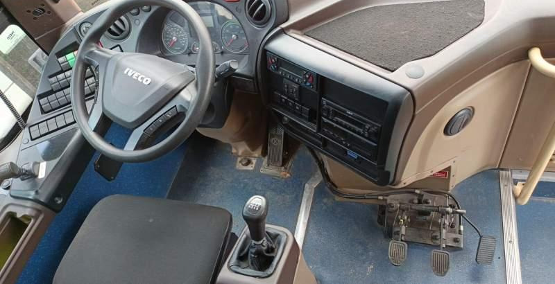 Междуградски автобус Iveco CROSSWAY/ DO NAUKI JAZDY / 4 SZTUKI / 120 000 km: снимка 19
