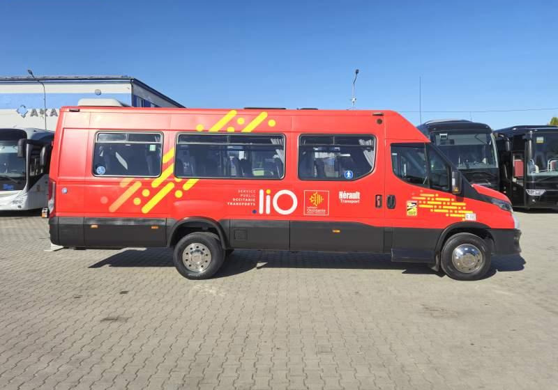 Iveco DAILY 65C18/SPROWADZONE/23 MIEJSCA/KLIM/WINDA - Микробус, Пътнически бус: снимка 5 Iveco DAILY 65C18/SPROWADZONE/23 MIEJSCA/KLIM/WINDA - Микробус, Пътнически бус: снимка 5