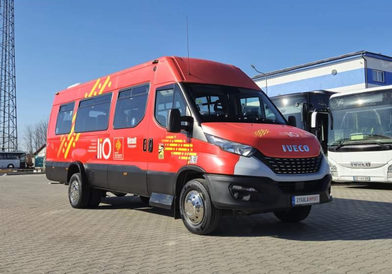 Iveco DAILY 65C18/SPROWADZONE/23 MIEJSCA/KLIM/WINDA - Микробус, Пътнически бус: снимка 4 Iveco DAILY 65C18/SPROWADZONE/23 MIEJSCA/KLIM/WINDA - Микробус, Пътнически бус: снимка 4