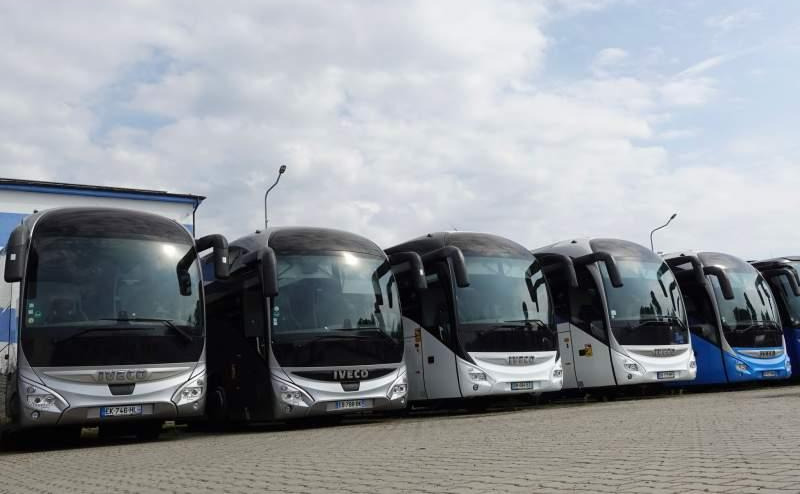 Iveco MAGELYS / SPROWADZONE / 12.80 M / 12.20 M / EURO 6 - Туристически автобус: снимка 2 Iveco MAGELYS / SPROWADZONE / 12.80 M / 12.20 M / EURO 6 - Туристически автобус: снимка 2
