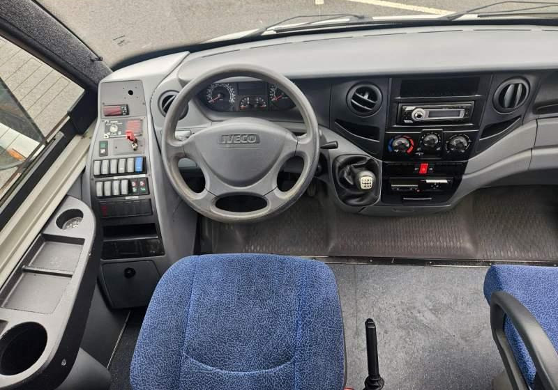 Iveco WING / SPROWADZONY/ 34 MIEJSCA/ MANUAL - Микробус, Пътнически бус: снимка 4 Iveco WING / SPROWADZONY/ 34 MIEJSCA/ MANUAL - Микробус, Пътнически бус: снимка 4
