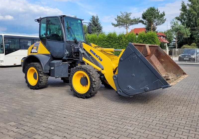 Komatsu WA1 100M / SPROWADZONA Z FRANCJI/ 6 300 MTH - Колесен товарач: снимка 1 Komatsu WA1 100M / SPROWADZONA Z FRANCJI/ 6 300 MTH - Колесен товарач: снимка 1