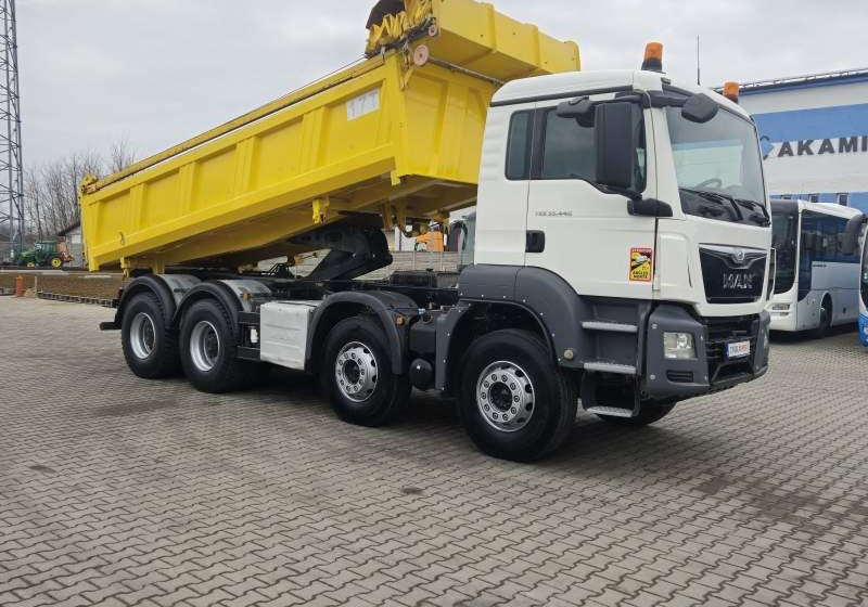 MAN TGS 35.440/SPROWADZONY Z FR/8x4/EURO6 - Самосвал камион: снимка 3 MAN TGS 35.440/SPROWADZONY Z FR/8x4/EURO6 - Самосвал камион: снимка 3