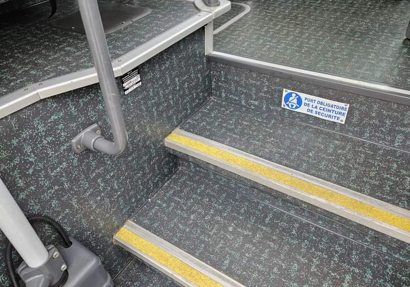 Междуградски автобус Mercedes-Benz INTOURO M/L / SPROWADZONY / EEV / AUTOMAT: снимка 25