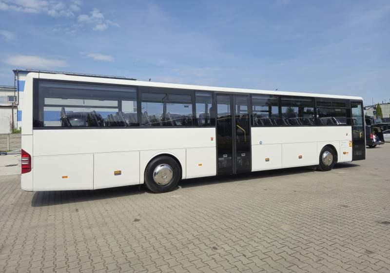 Mercedes-Benz INTOURO/ SPROWADZONY/ MANUAL/ 64 MIEJSCA - Междуградски автобус: снимка 3 Mercedes-Benz INTOURO/ SPROWADZONY/ MANUAL/ 64 MIEJSCA - Междуградски автобус: снимка 3