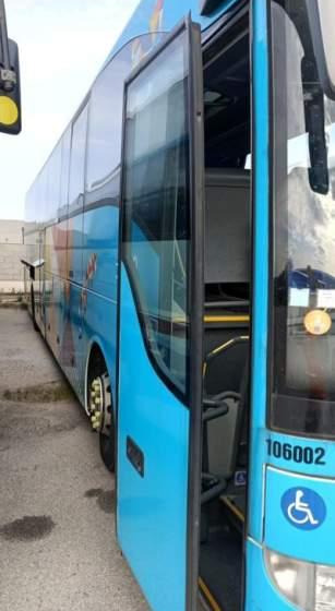 Mercedes-Benz TOURISMO M2 / SPROWADZONY / MANUAL / EURO 5 - Туристически автобус: снимка 2 Mercedes-Benz TOURISMO M2 / SPROWADZONY / MANUAL / EURO 5 - Туристически автобус: снимка 2
