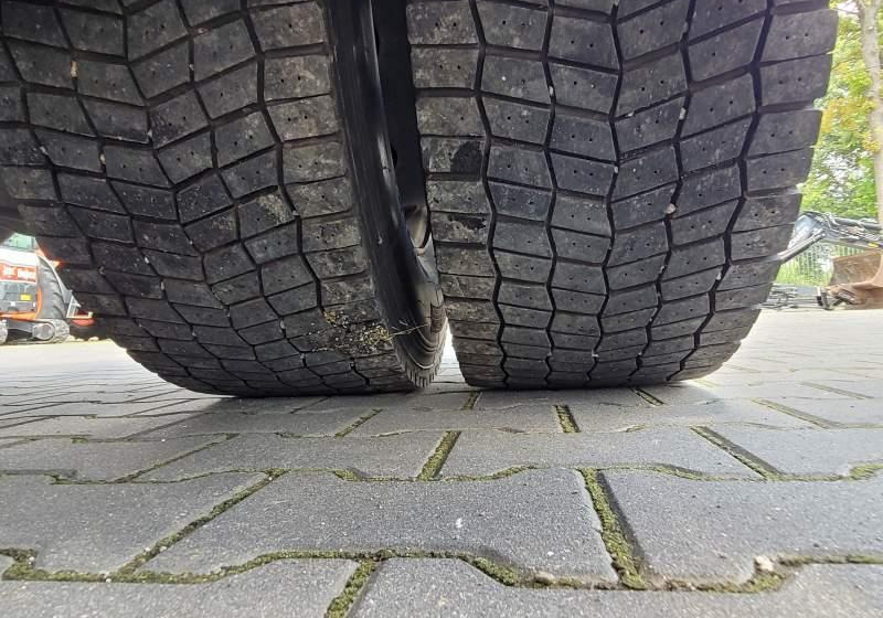 Лизинг на  DAF XF510 SPACE CAB / SPROWADZONY / MANUAL / RETARDER DAF XF510 SPACE CAB / SPROWADZONY / MANUAL / RETARDER: снимка 12