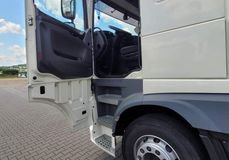 Лизинг на  DAF XF510 SPACE CAB / SPROWADZONY / MANUAL / RETARDER DAF XF510 SPACE CAB / SPROWADZONY / MANUAL / RETARDER: снимка 18