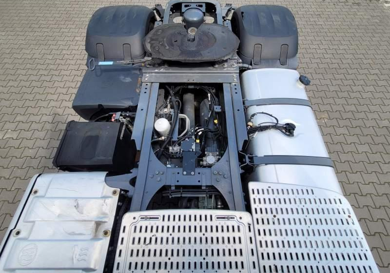 Лизинг на  DAF XF510 SPACE CAB / SPROWADZONY / MANUAL / RETARDER DAF XF510 SPACE CAB / SPROWADZONY / MANUAL / RETARDER: снимка 15