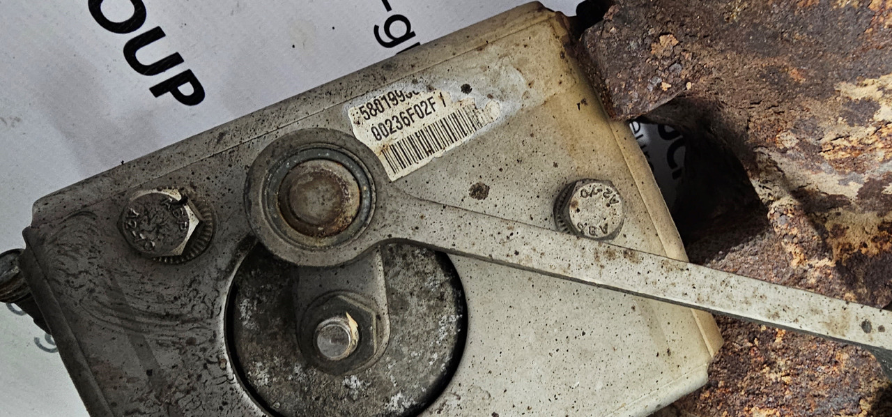 IVECO Stralis EURO6, EURO 6 emission EGR valve, exhaust emission valve, exhaust gas recirculation valve, 5802078461, 5801993854, 5801561933, 5801860435, retarder valve, 5801561933, 5801860435, 5801993 - Клапа за Камион: снимка 3 IVECO Stralis EURO6, EURO 6 emission EGR valve, exhaust emission valve, exhaust gas recirculation valve, 5802078461, 5801993854, 5801561933, 5801860435, retarder valve, 5801561933, 5801860435, 5801993 - Клапа за Камион: снимка 3