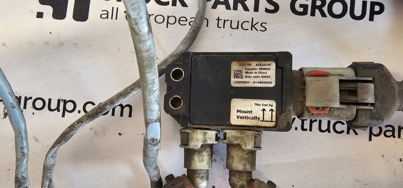 DAF DAF XF, CF EURO6 AD BLUE full exhaust system control + cables, catalyst system, nox sensors, catalyst sensors, ecu control, cable harness set 4384809, A055P962, 4307106, A040P182, 04440430, 4307786, A - Резервни части: снимка 5 DAF DAF XF, CF EURO6 AD BLUE full exhaust system control + cables, catalyst system, nox sensors, catalyst sensors, ecu control, cable harness set 4384809, A055P962, 4307106, A040P182, 04440430, 4307786, A - Резервни части: снимка 5