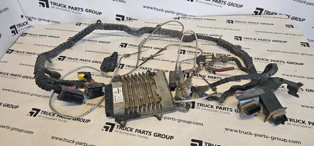 DAF DAF XF, CF EURO6 AD BLUE full exhaust system control + cables, catalyst system, nox sensors, catalyst sensors, ecu control, cable harness set 4384809, A055P962, 4307106, A040P182, 04440430, 4307786, A - Резервни части: снимка 1 DAF DAF XF, CF EURO6 AD BLUE full exhaust system control + cables, catalyst system, nox sensors, catalyst sensors, ecu control, cable harness set 4384809, A055P962, 4307106, A040P182, 04440430, 4307786, A - Резервни части: снимка 1