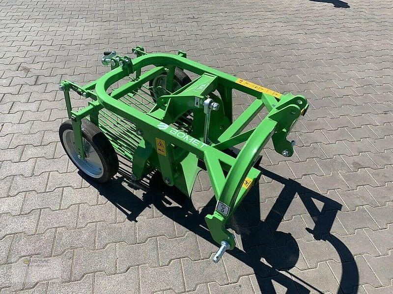 BOMET Kartoffelroder Bomet Z655/1 Kartoffel Roder Heckauswurf NEU - Техника за картофи: снимка 1 BOMET Kartoffelroder Bomet Z655/1 Kartoffel Roder Heckauswurf NEU - Техника за картофи: снимка 1