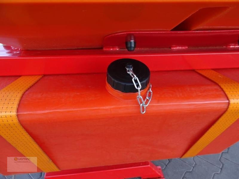 Dexwal PSK1200 Streuer Salzstreuer Sand Sole Winterdienst NEU - Машина за разпръскване на сол/ Пясък: снимка 5 Dexwal PSK1200 Streuer Salzstreuer Sand Sole Winterdienst NEU - Машина за разпръскване на сол/ Пясък: снимка 5