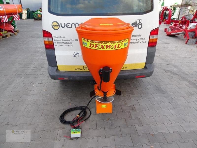 Dexwal Salt Drog 100 Liter Streuer ATV Radlader PKW Elektro NEU - Машина за разпръскване на сол/ Пясък: снимка 2 Dexwal Salt Drog 100 Liter Streuer ATV Radlader PKW Elektro NEU - Машина за разпръскване на сол/ Пясък: снимка 2