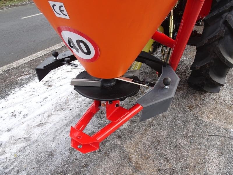 Dexwal Salzstreuer Düngerstreuer Streuer Trichterstreuer 200 Liter - Машина за разпръскване на сол/ Пясък: снимка 5 Dexwal Salzstreuer Düngerstreuer Streuer Trichterstreuer 200 Liter - Машина за разпръскване на сол/ Пясък: снимка 5