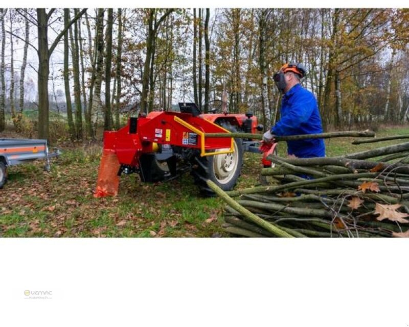 Remet Holzhacker Remet R-100 Hacker Grobhäcksler Holzhäcksler NEU - Дробилка за дървесина: снимка 4 Remet Holzhacker Remet R-100 Hacker Grobhäcksler Holzhäcksler NEU - Дробилка за дървесина: снимка 4