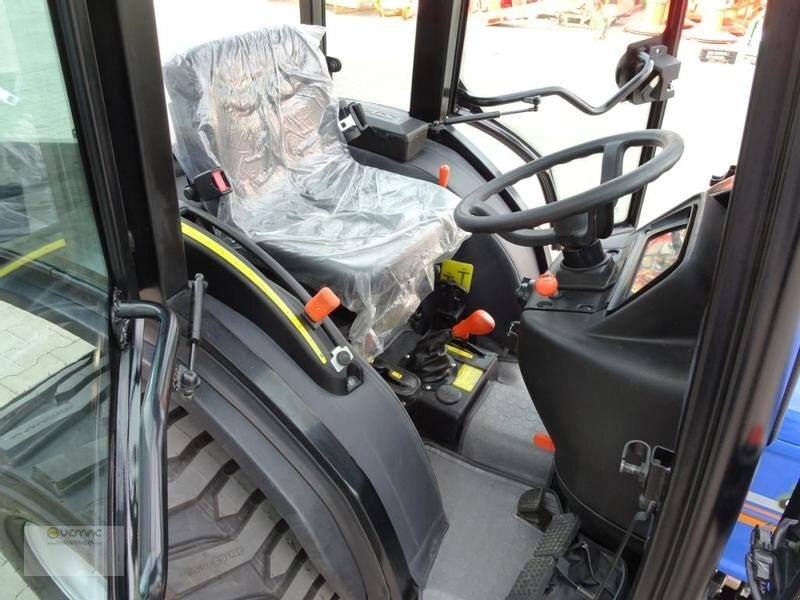 Нови Малък трактор Solis Solis 26 26PS Kabine Traktor Schlepper Allrad Industrie NEU: снимка 12 Нови Малък трактор Solis Solis 26 26PS Kabine Traktor Schlepper Allrad Industrie NEU: снимка 12
