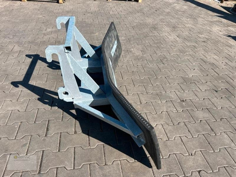 Vemac Gummischieber 200 Schäffer Futterschieber, Gülleschieber, Schneeschild - Гребло за Селскостопанска техника: снимка 5 Vemac Gummischieber 200 Schäffer Futterschieber, Gülleschieber, Schneeschild - Гребло за Селскостопанска техника: снимка 5