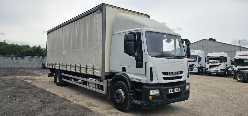 Iveco 18 ton curtain tail lift - Камион с брезент: снимка 4 Iveco 18 ton curtain tail lift - Камион с брезент: снимка 4