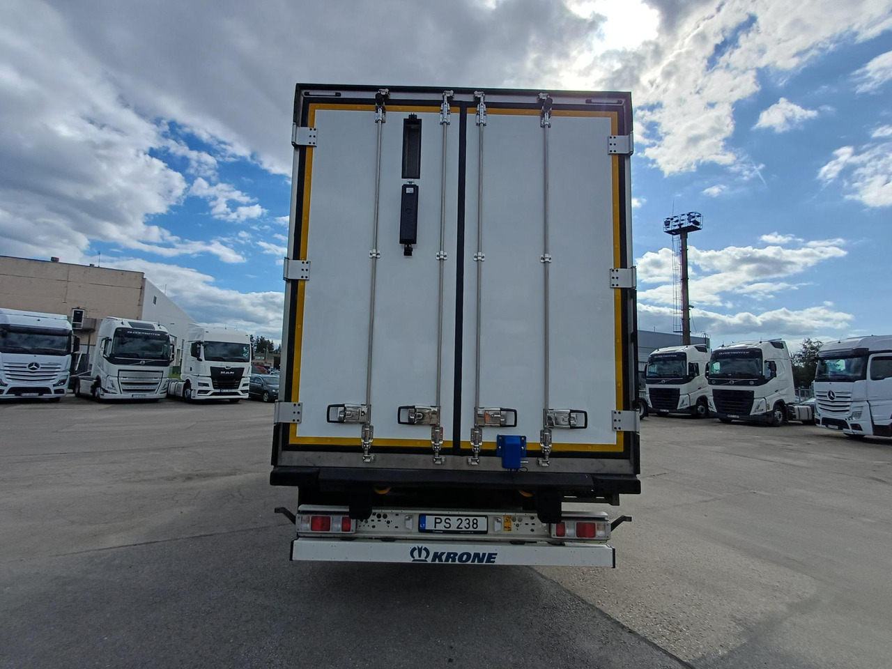 2022 Krone SDR Cool Liner FP 60 ThermoKing SLXi 300 - Рефрижератор полуремарке: снимка 3 2022 Krone SDR Cool Liner FP 60 ThermoKing SLXi 300 - Рефрижератор полуремарке: снимка 3