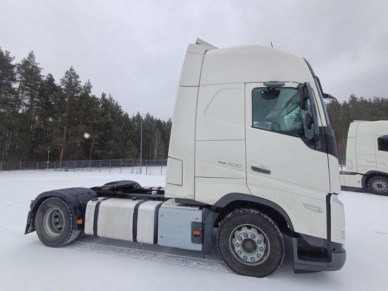 2023 Volvo FH 500 Globetrotter XL - Влекач: снимка 3 2023 Volvo FH 500 Globetrotter XL - Влекач: снимка 3