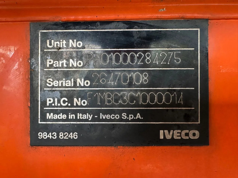 Iveco EuroCargo 80 -160L / EURO 6 / WINCH / ALU RAMPS / LOW KM! - Автовоз камион: снимка 4 Iveco EuroCargo 80 -160L / EURO 6 / WINCH / ALU RAMPS / LOW KM! - Автовоз камион: снимка 4