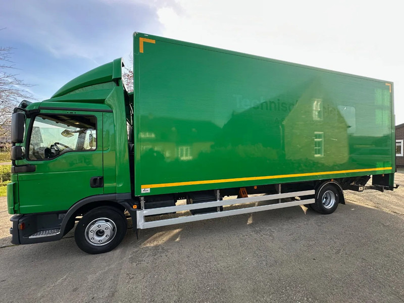 MAN TGL 12.220 / NL TRUCK / 12T / BOX+LIFT 2000kg+SIDE DOOR / AIRCO - Камион фургон: снимка 2 MAN TGL 12.220 / NL TRUCK / 12T / BOX+LIFT 2000kg+SIDE DOOR / AIRCO - Камион фургон: снимка 2