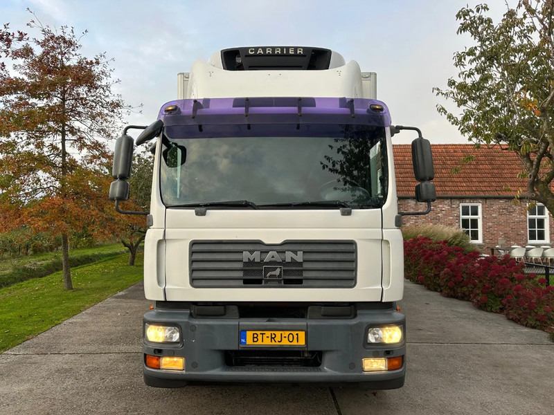 MAN TGM 18.280 / NL TRUCK / EURO 4 / CLIMA / DOORS+LIFT+SIDE DOOR / CARRIER FRIGO (print broken!) - Рефрижератор камион: снимка 2 MAN TGM 18.280 / NL TRUCK / EURO 4 / CLIMA / DOORS+LIFT+SIDE DOOR / CARRIER FRIGO (print broken!) - Рефрижератор камион: снимка 2