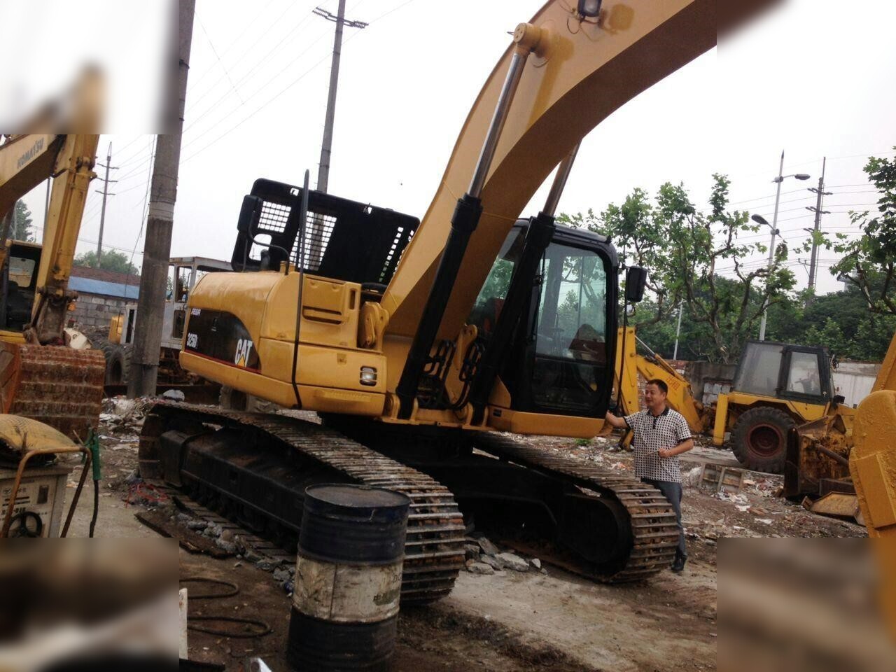 CATERPILLAR 325DL - Верижен багер: снимка 4 CATERPILLAR 325DL - Верижен багер: снимка 4