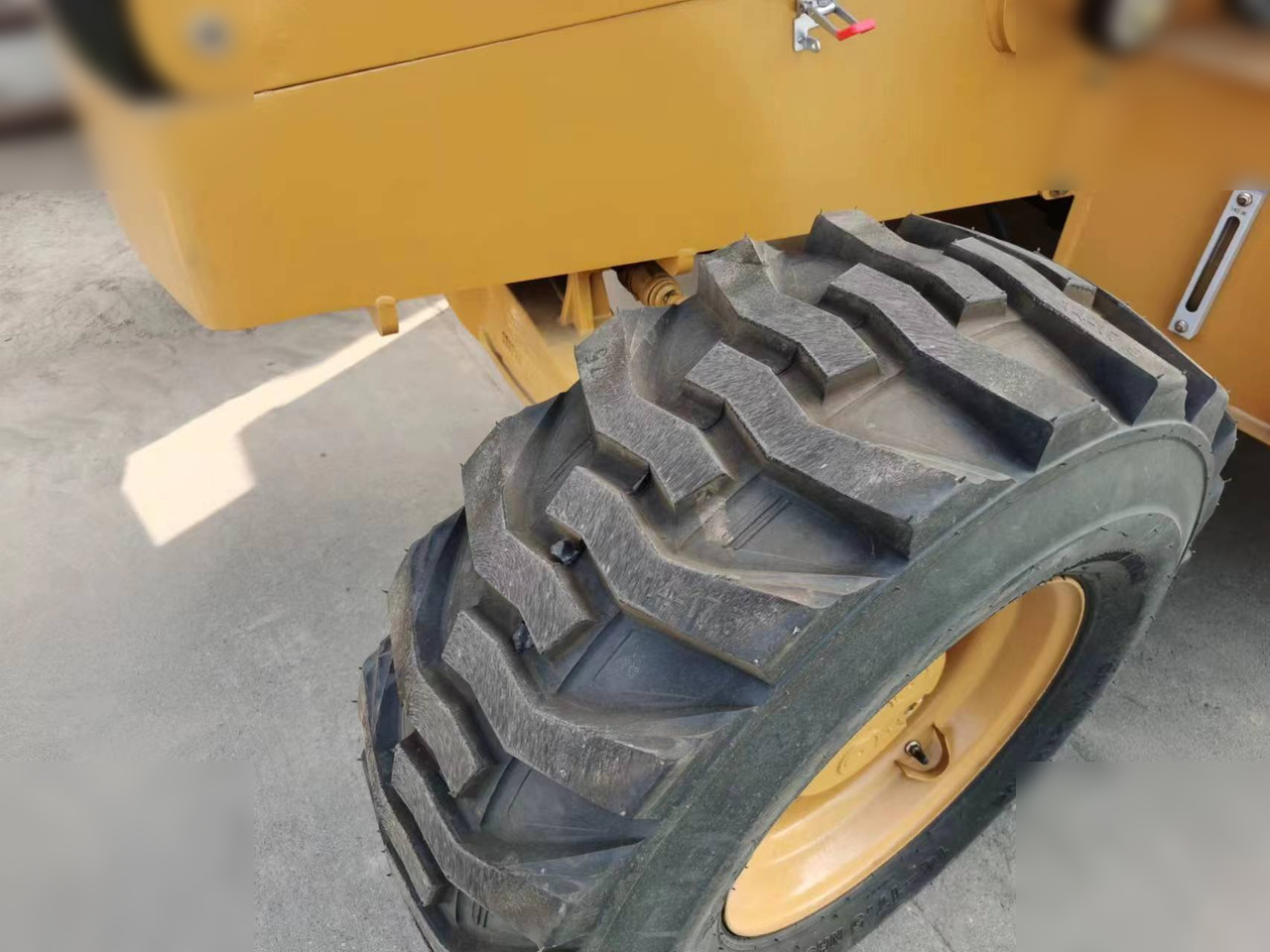 CATERPILLAR 420F - Багер-товарач: снимка 5 CATERPILLAR 420F - Багер-товарач: снимка 5