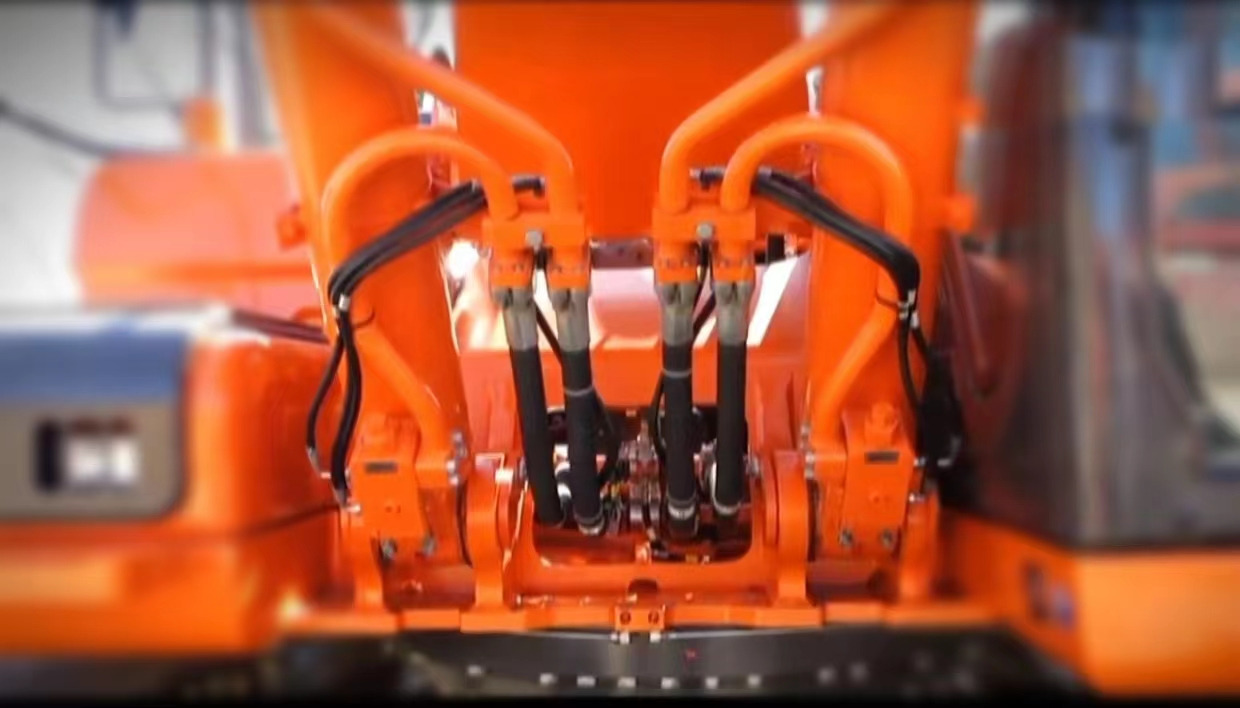 DOOSAN DX420LC - Верижен багер: снимка 3 DOOSAN DX420LC - Верижен багер: снимка 3