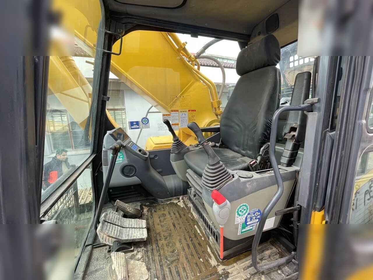 Верижен багер KOMATSU PC400-8: снимка 10 Верижен багер KOMATSU PC400-8: снимка 10