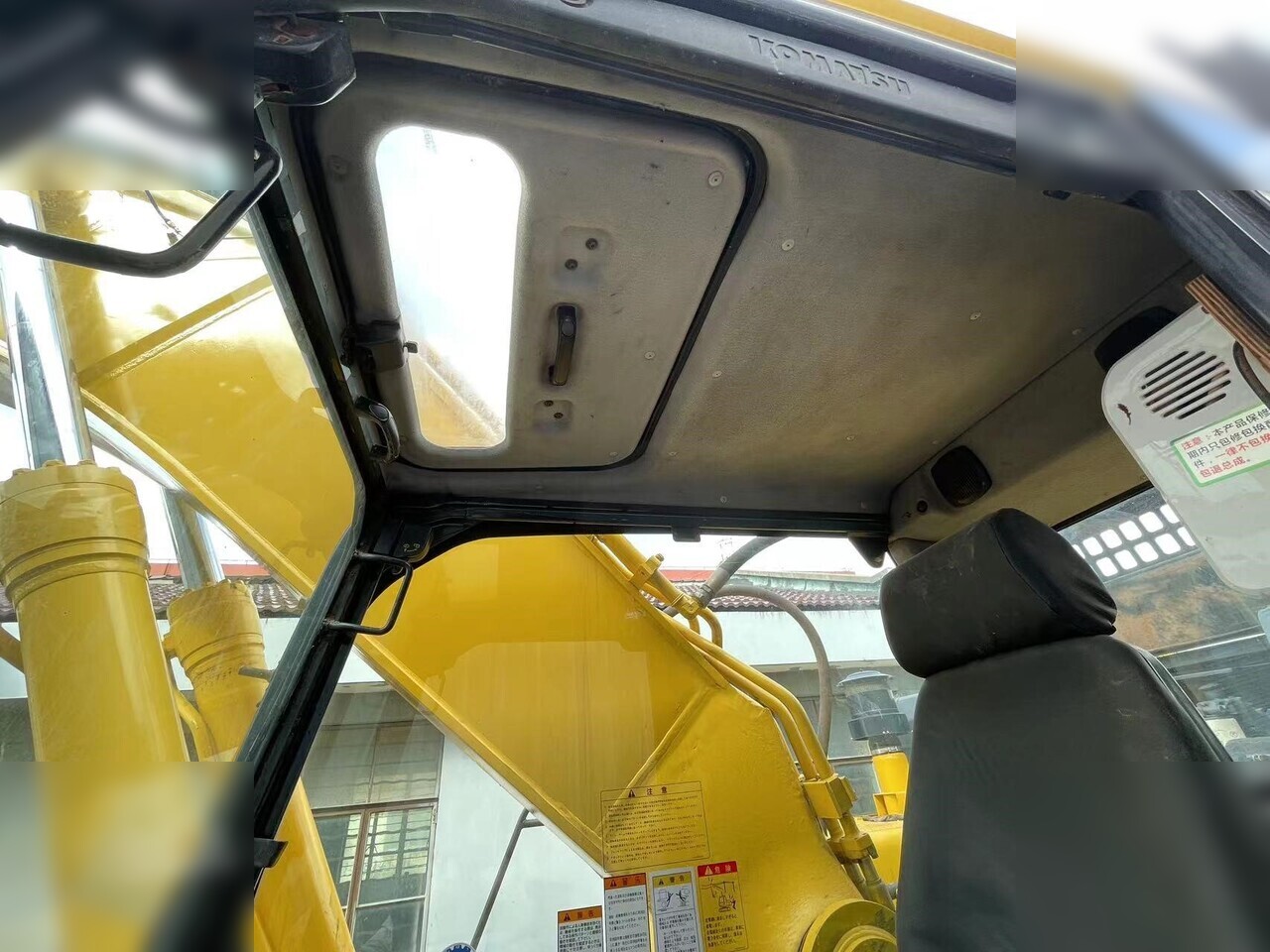 KOMATSU PC400-8 - Верижен багер: снимка 4 KOMATSU PC400-8 - Верижен багер: снимка 4