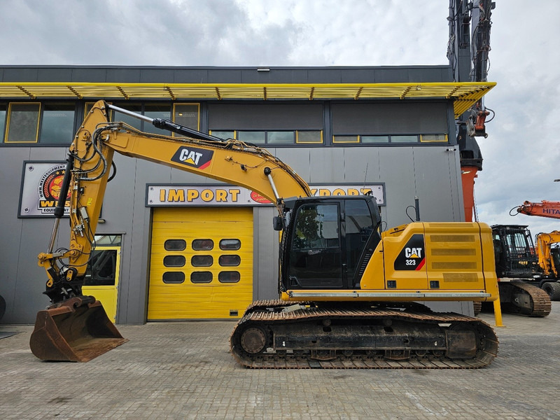Caterpillar 323 ** Incl. full Trimble system ** - Верижен багер: снимка 1 Caterpillar 323 ** Incl. full Trimble system ** - Верижен багер: снимка 1