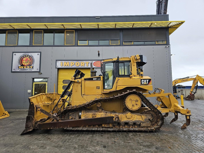 Caterpillar D6T - Булдозер: снимка 1 Caterpillar D6T - Булдозер: снимка 1