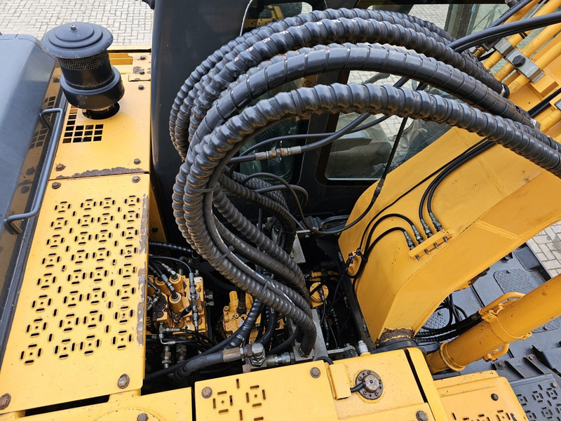 Колесен багер Hyundai R140W-7A: снимка 12